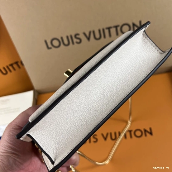 WIS POCHETTE LOUIS CHAIN MYLOCKME VUITTON 1005